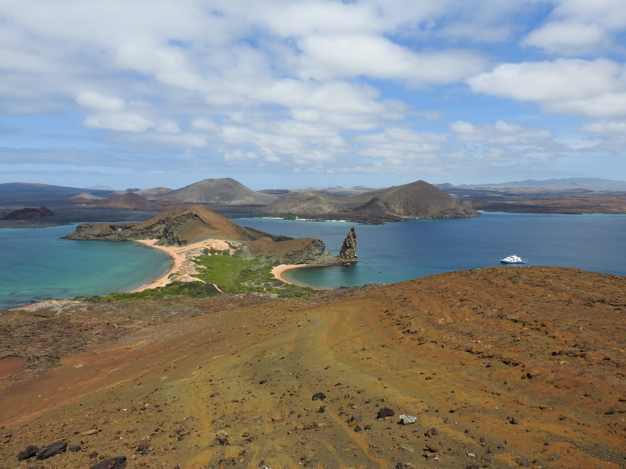 galapagos islands adventure tours
